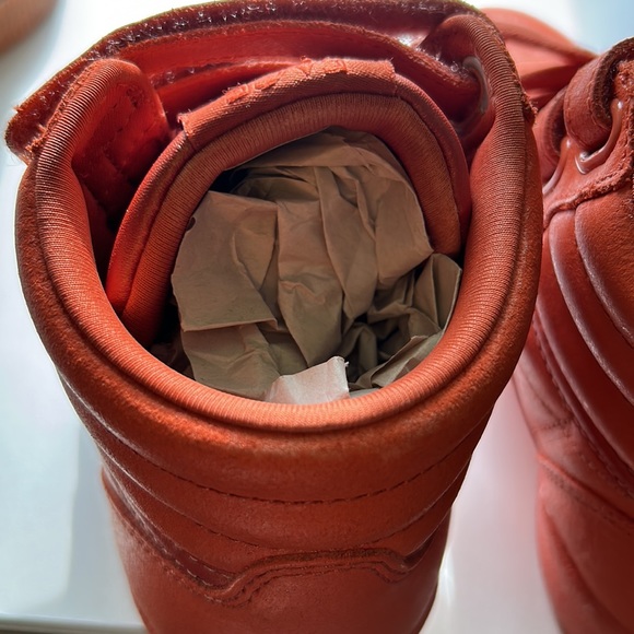 Redbox Classic Freestyle High tops - Picture 7 of 14